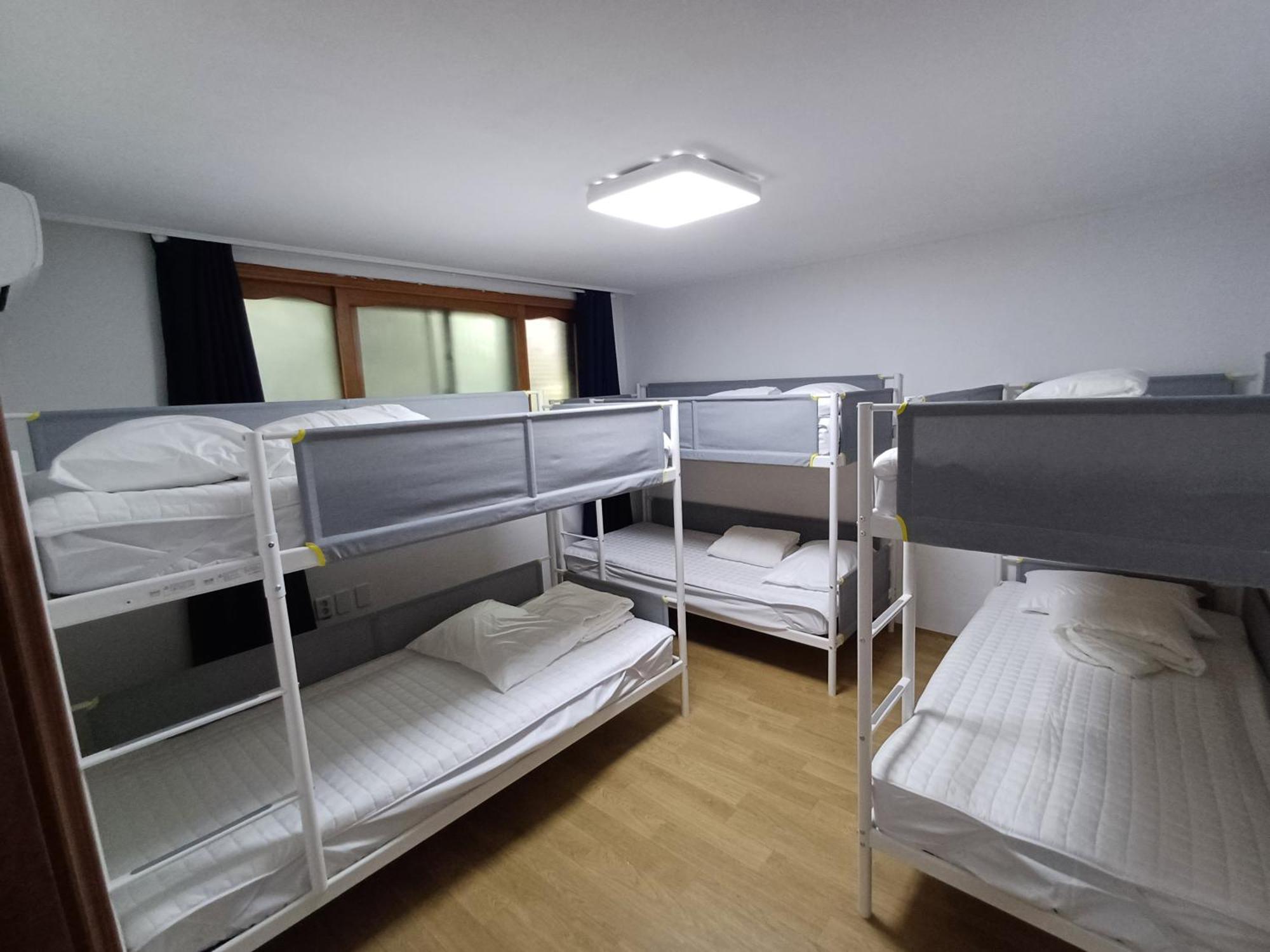 Ocean'S Guesthouse - Foreigners Only Seul Esterno foto