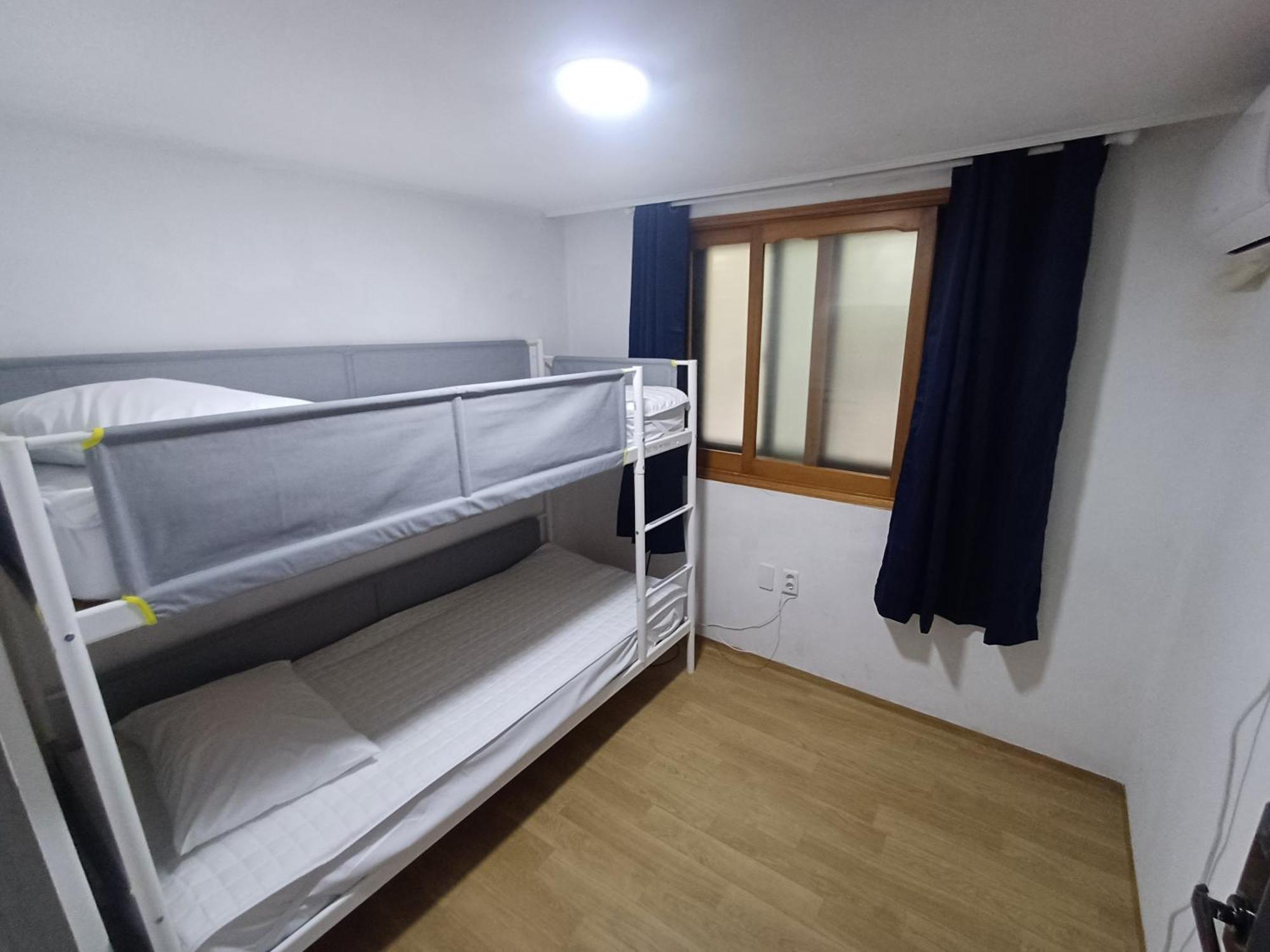 Ocean'S Guesthouse - Foreigners Only Seul Esterno foto