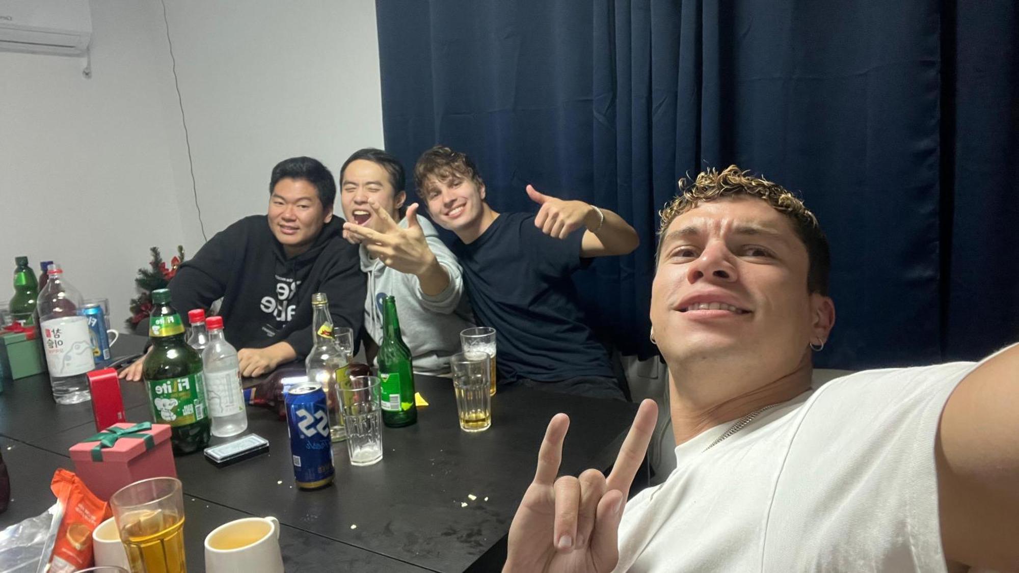 Ocean'S Guesthouse - Foreigners Only Seul Esterno foto